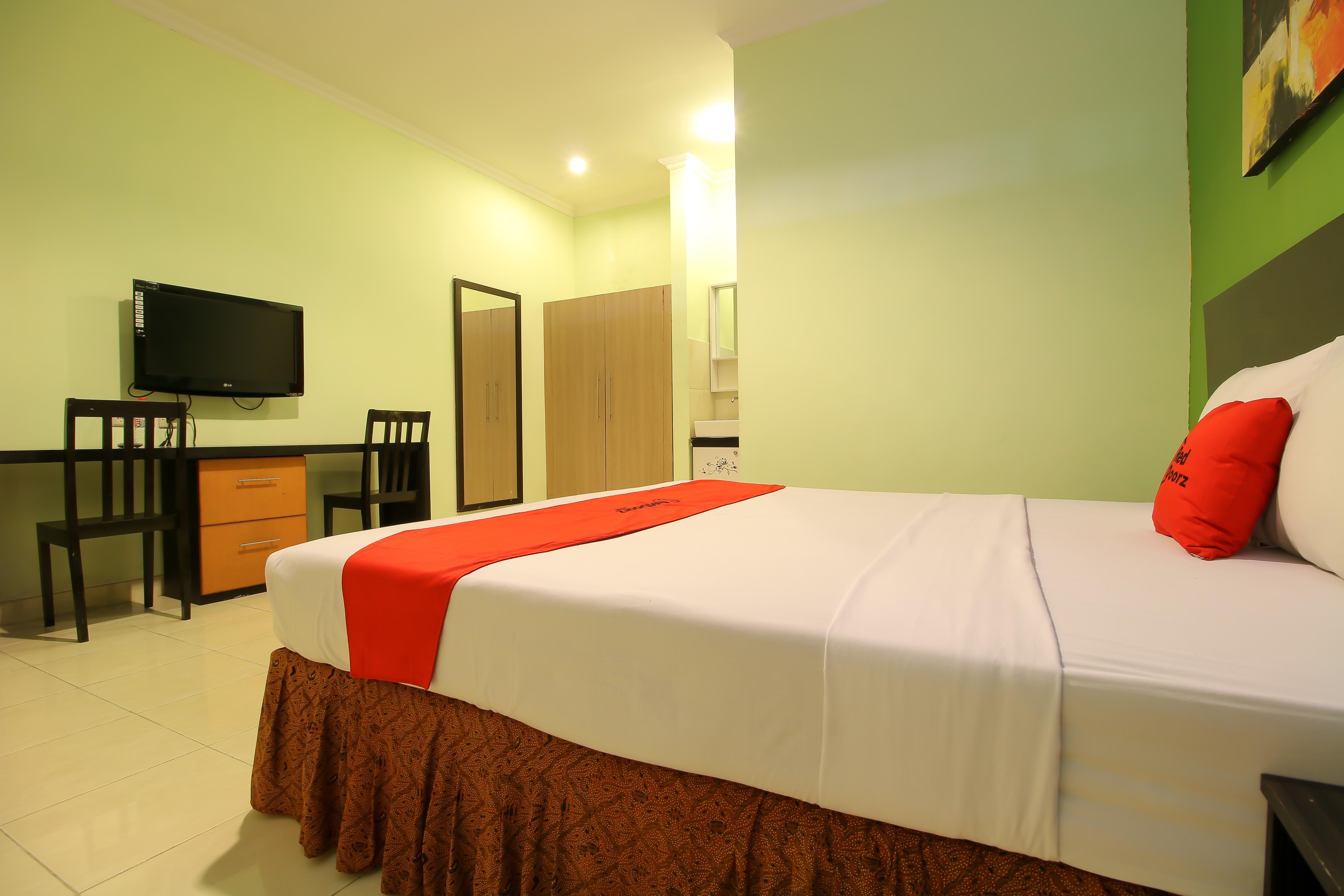 Reddoorz @ Taman Siswa 2 Guest house 3*