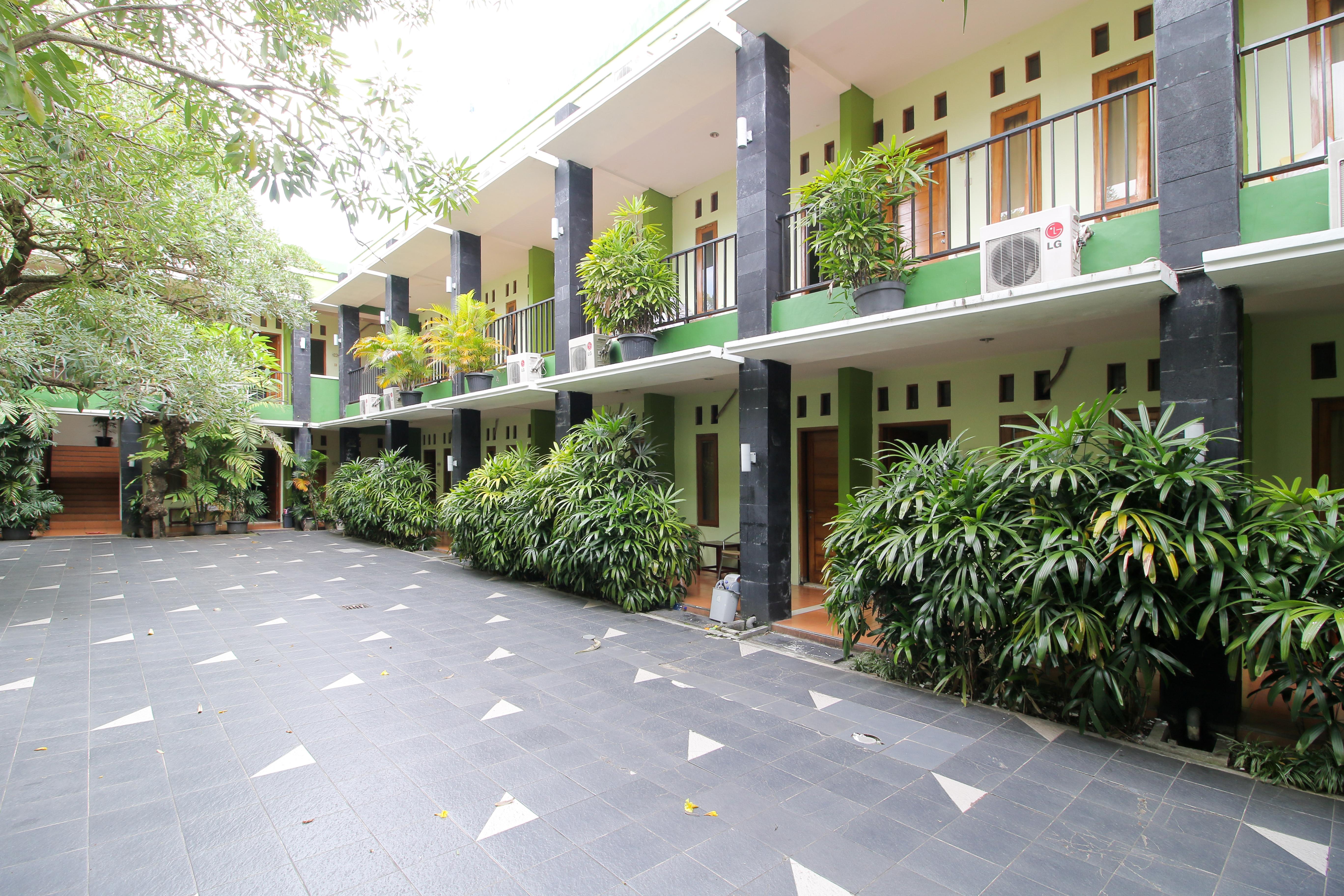 Reddoorz @ Taman Siswa 2 Guest house